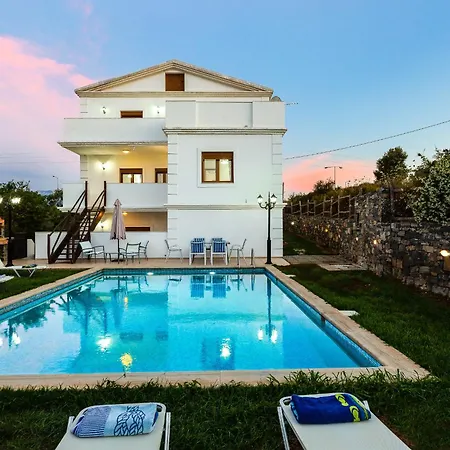 Eleftheria: 5 Bedroom With Pool & Jacuzzi In Panormo! 빌라 Pánormos