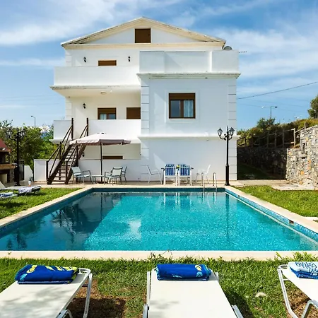 Eleftheria: 5 Bedroom With Pool & Jacuzzi In Panormo! Pánormos
